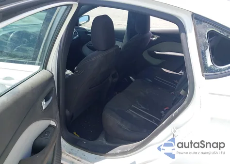 2014 Dodge Dart Sxt z USA, uszkodzony, nr VIN 1C3CDFBB8ED719441